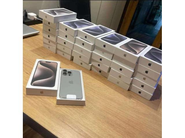 iPhone 15 Pro Max 256GB  630 EUR